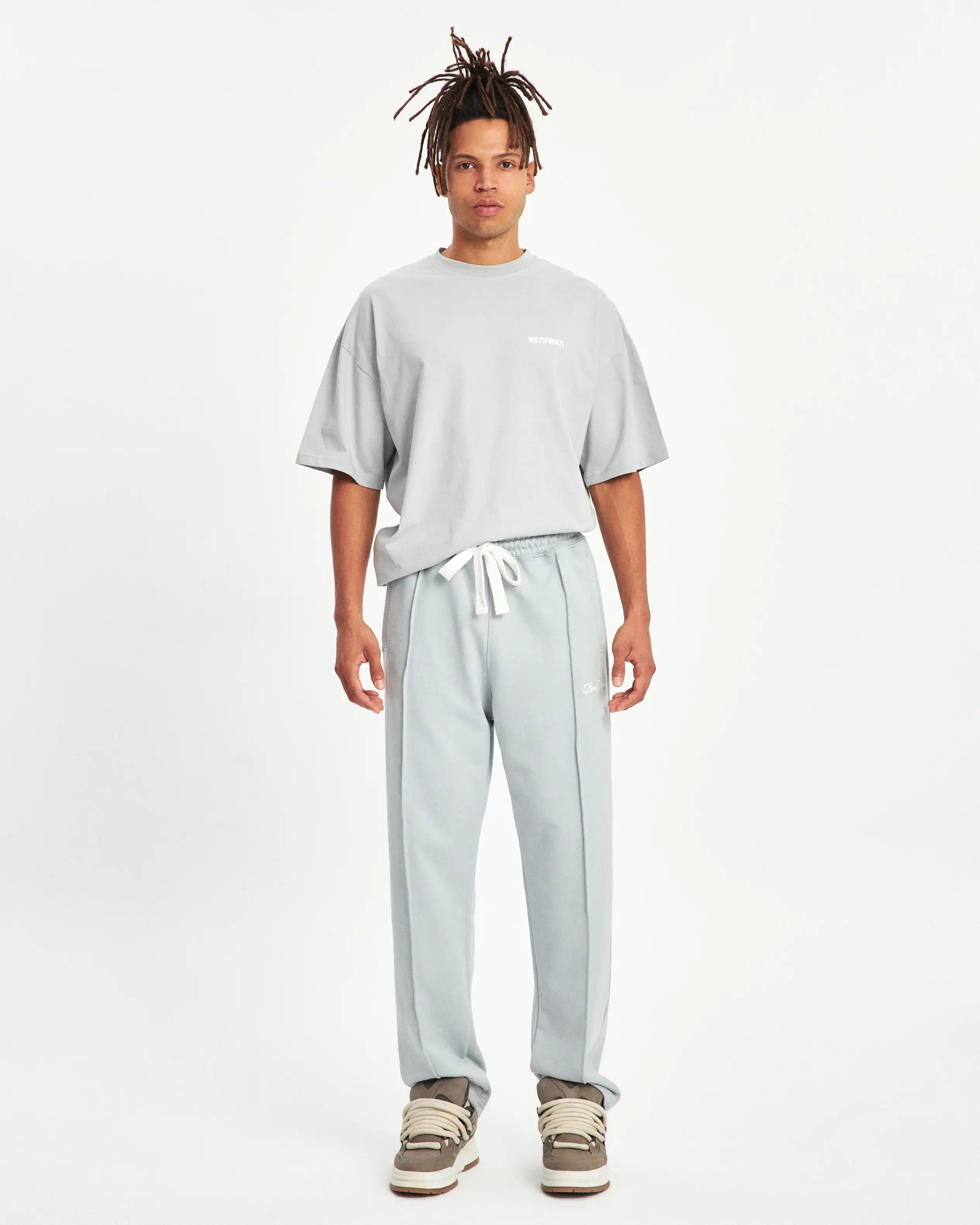 INITIAL SWEATPANT- ASH GREY - BENNRKN