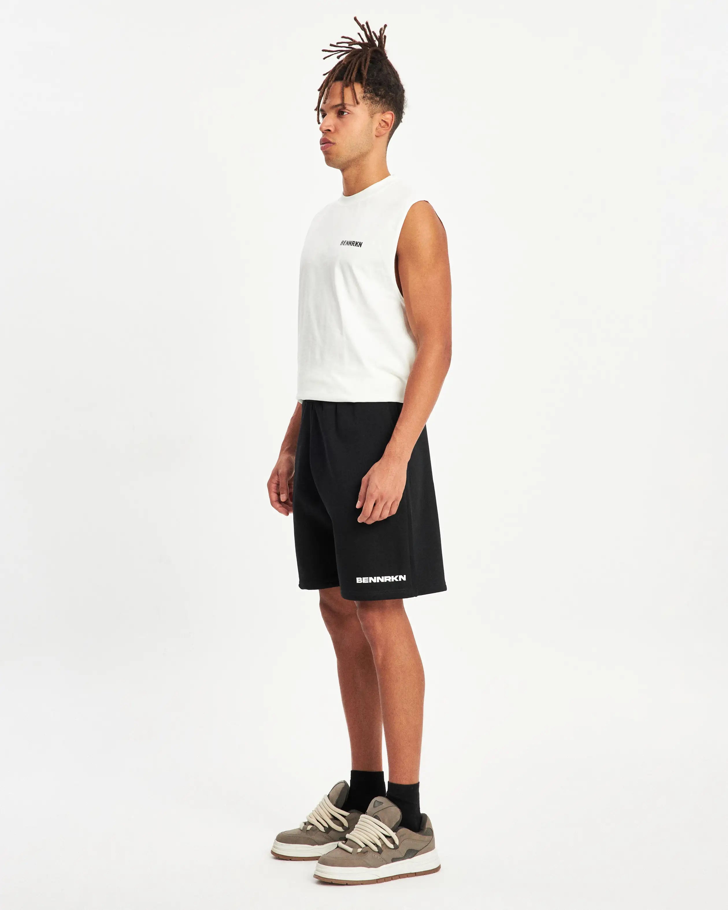 INITIAL BENNRKN SHORT - BLACK - BENNRKN
