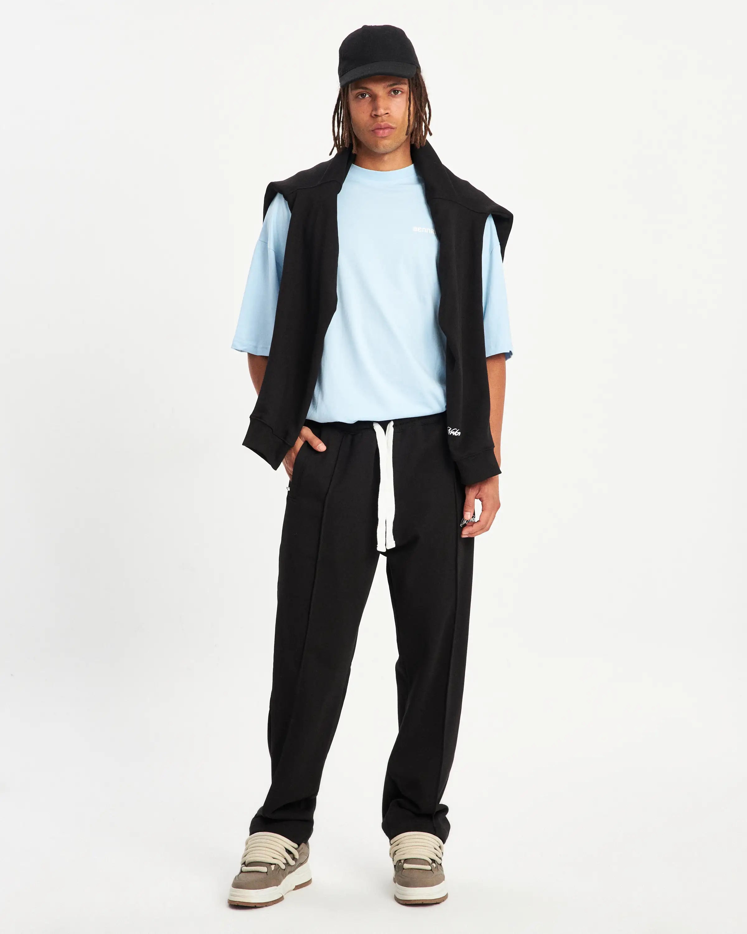 INITIAL SWEATPANT - MIDNIGHT BLACK - BENNRKN