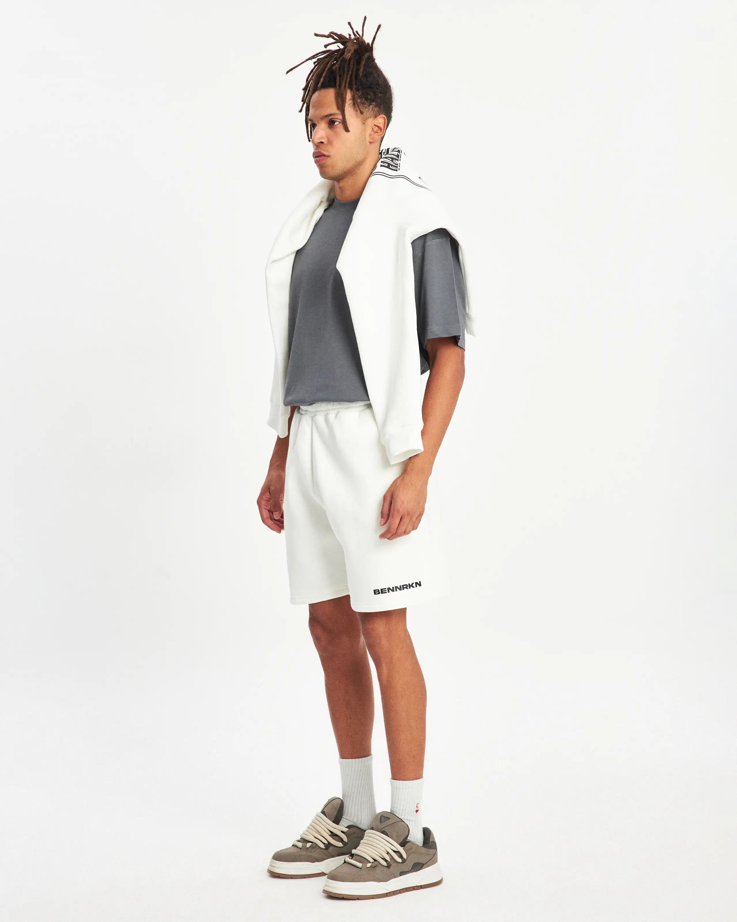 INITIAL BENNRKN SHORT - OFF WHITE - BENNRKN
