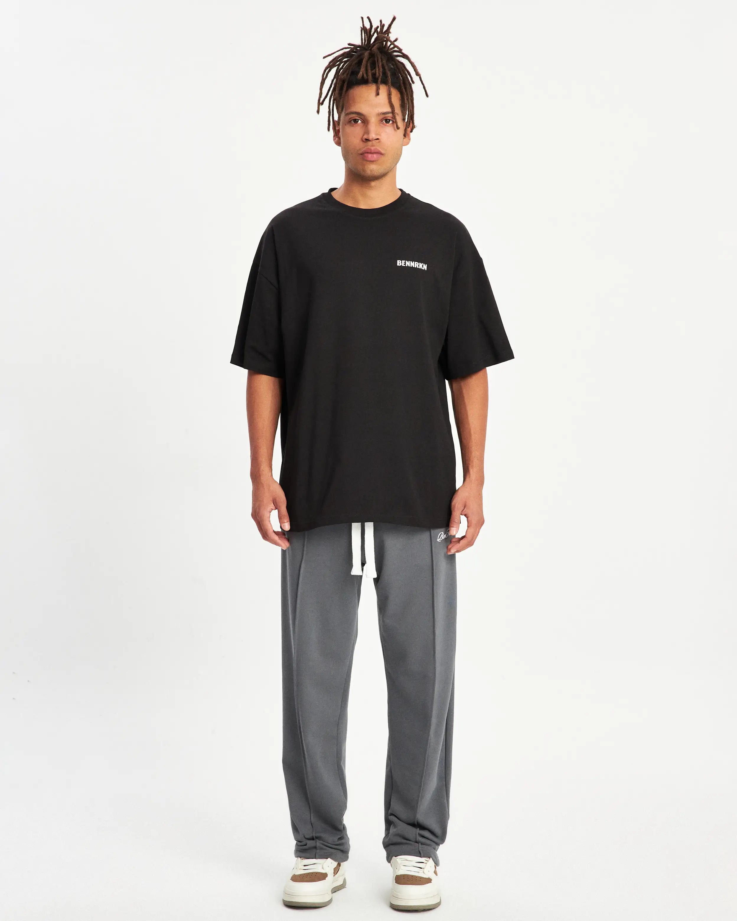 OVERSIZED ATHLETIC T-SHIRT - BLACK