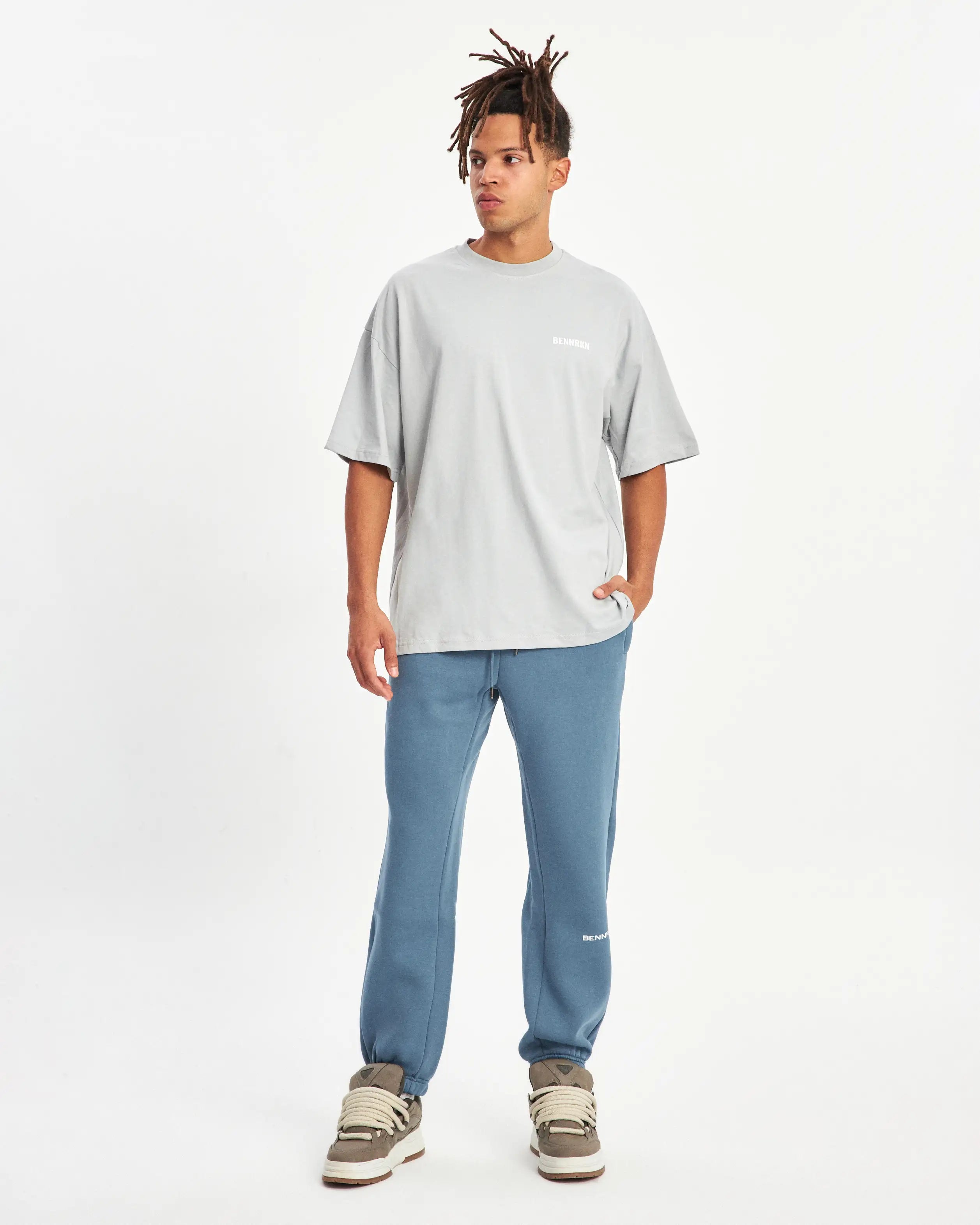 OVERSIZED ATHLETIC T-SHIRT  - GREY