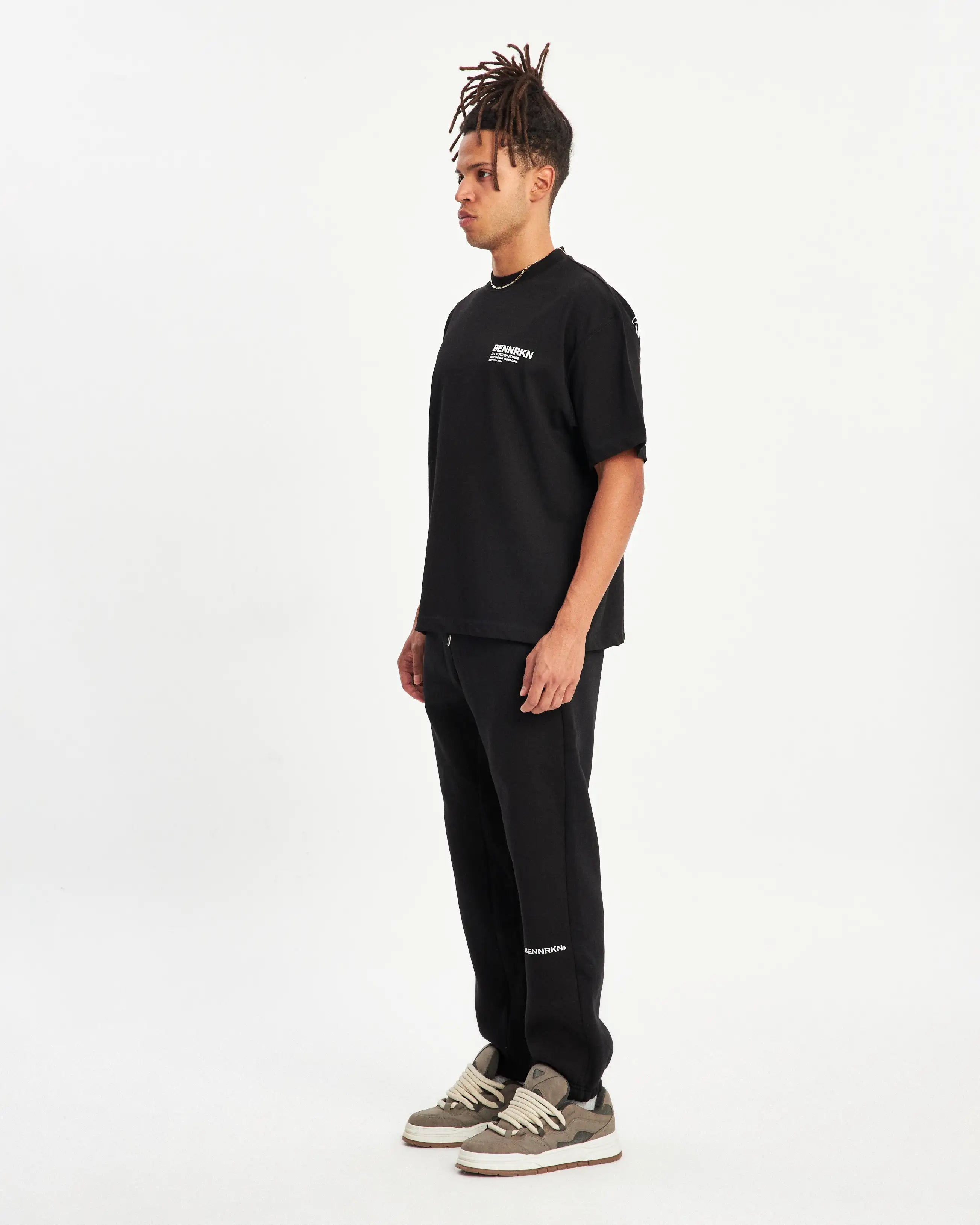 MONOCHROME ICONS T-SHIRT - MIDNIGHT BLACK - BENNRKN